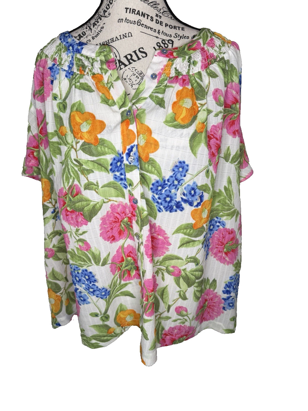 Rose & Olive Women’s Blouse 1X Short Sleeves Multicolor Floral Print Smocking